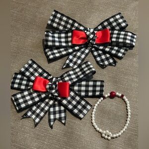 Set of 3,  2 bows for girls and bracelet